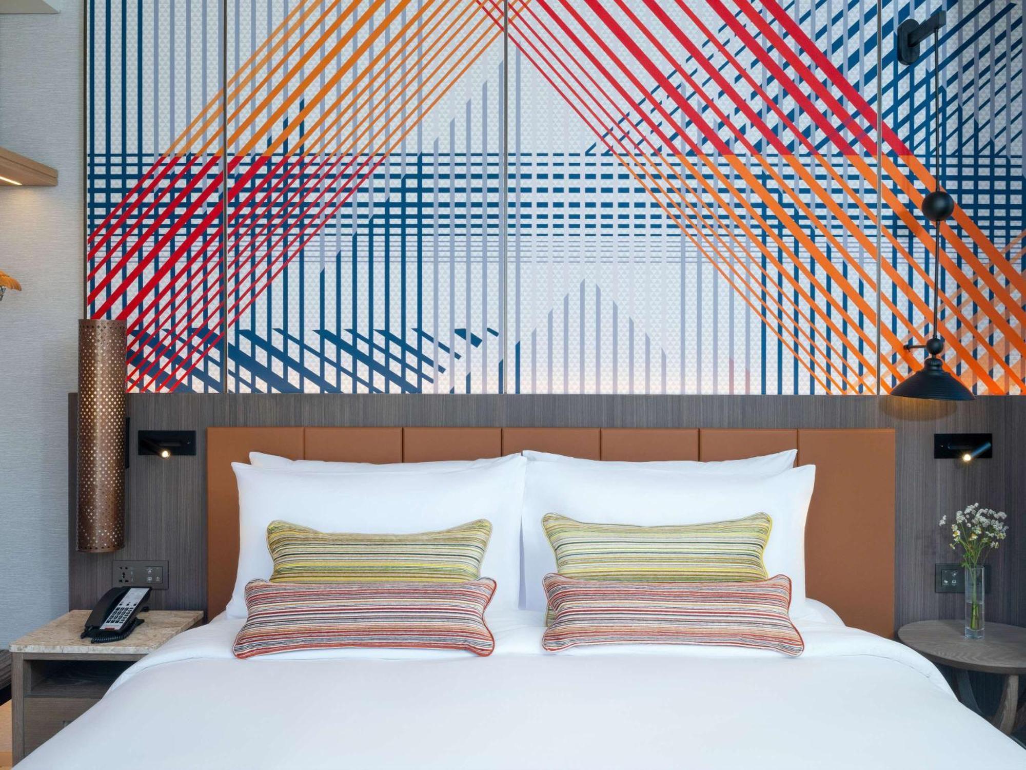 Khách sạn Mercure Surawong Bangkok