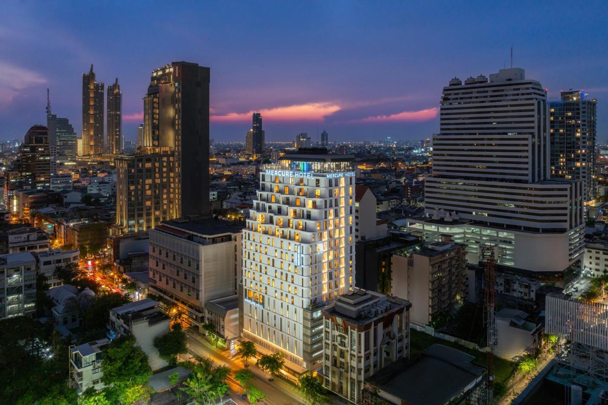 Khách sạn Mercure Surawong Bangkok