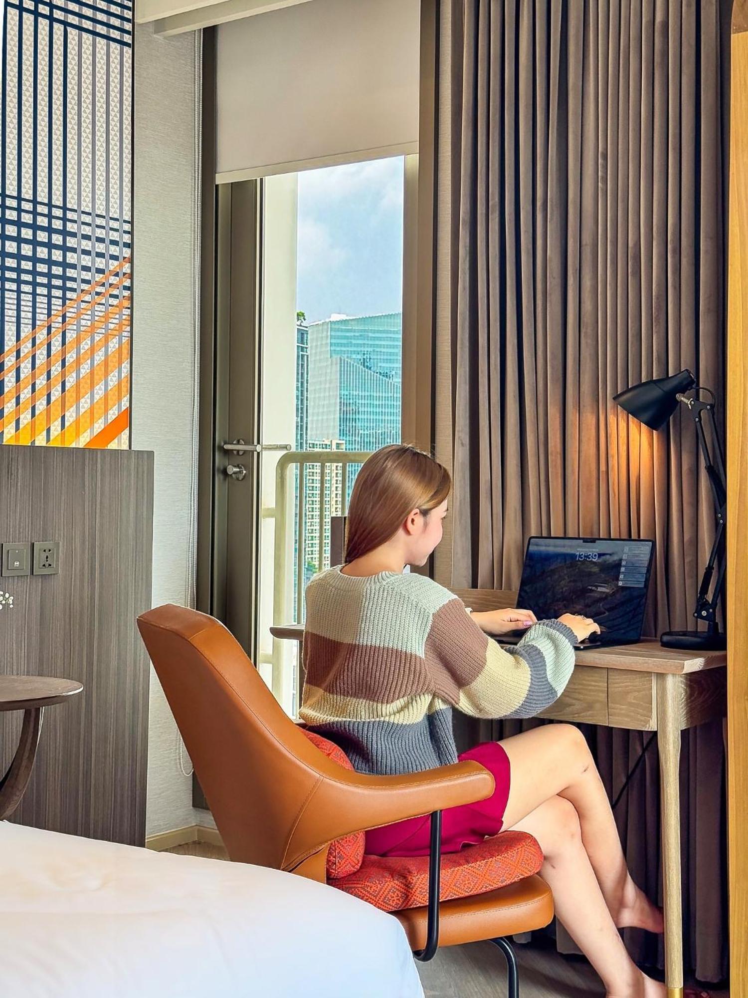 Khách sạn Mercure Surawong 4*